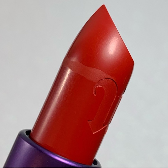 Urban Decay Bad Blood Matte Lipstick BNIB - Picture 5 of 7